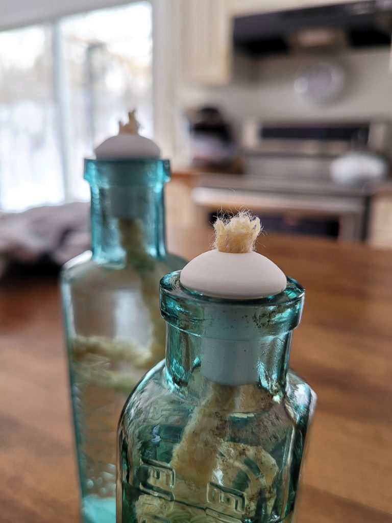 DIY Oil Lantern With Vintage Bottles 